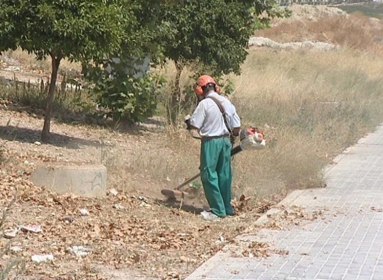 Muere un trabajador de 25 años realizando labores de jardinería