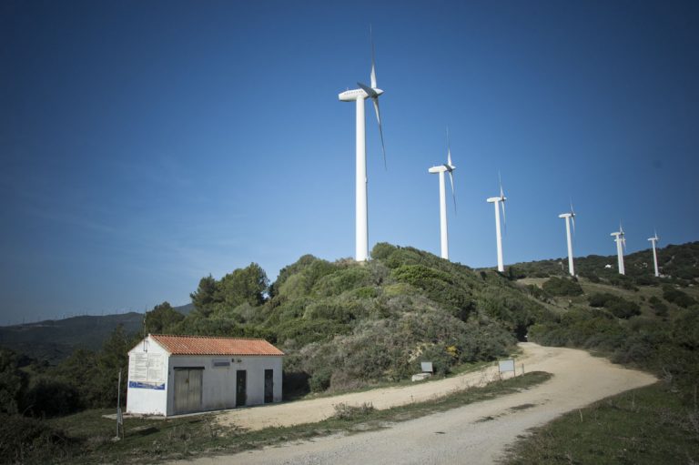 El aire andaluz como fuente de beneficios empresariales de Endesa