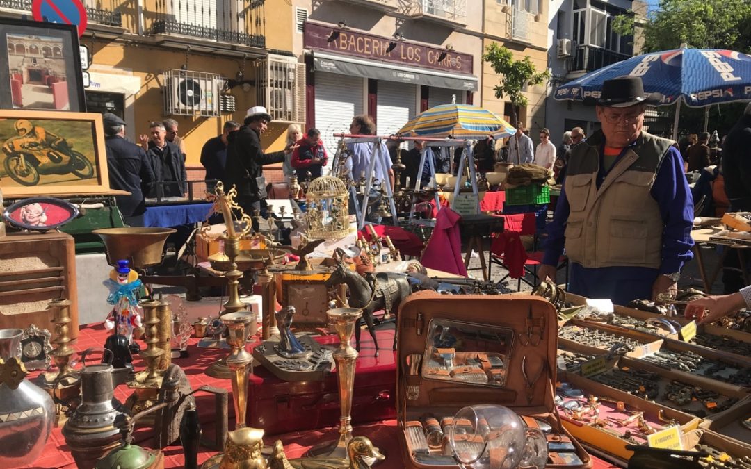 Gentrificación productiva y turismo. El mercadillo del Jueves, última víctima de la ciudad “mentirosa”