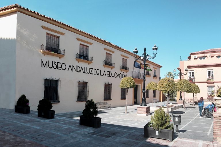 Un espacio para la Historia y contra el mensaje reaccionario en educación: el Museo Andaluz de la Educación