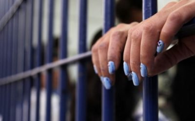 Encerradas con un solo juguete. Presas en las cárceles andaluzas