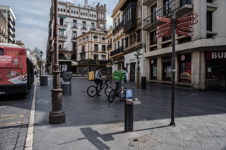 Imágenes desde el exilio (3). Fotografías de la pandemia en Sevilla. Marzo, 2020