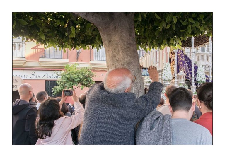 La Semana Santa de Andalucía, hecho social total