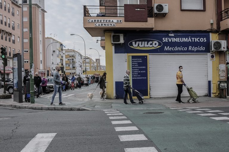Imágenes desde el exilio: fotografías de la pandemia en Sevilla (20)