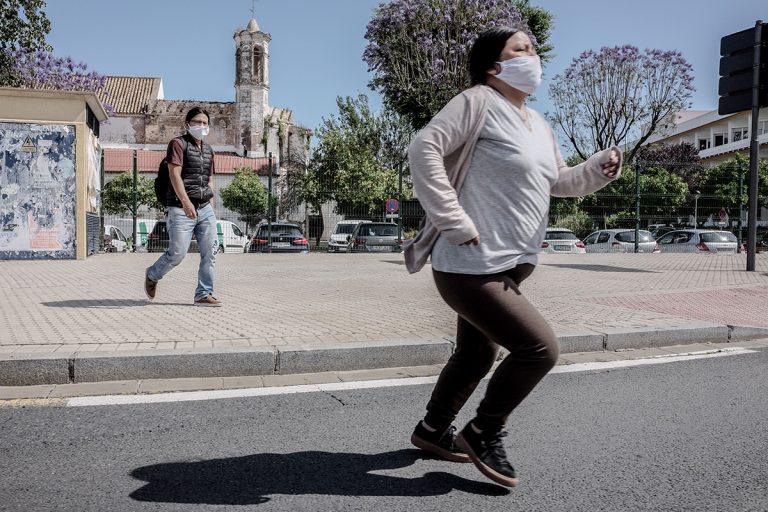 Imágenes desde el exilio: fotografías de la pandemia en Sevilla (42)