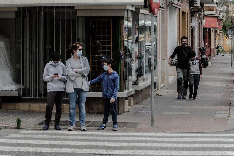 Imágenes desde el exilio: fotografías de la pandemia en Sevilla (25)