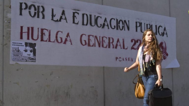 Los funcionarios andaluces preparan una gran huelga general para septiembre