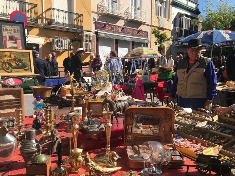 Gentrificación productiva y turismo. El mercadillo del Jueves, última víctima de la ciudad “mentirosa”