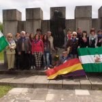 foto 3 familiares y estudiantes en mauthausen