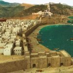 Recreación de la ciudad árabe en época medieval, con las Atarazanas, de Arqueolugares.