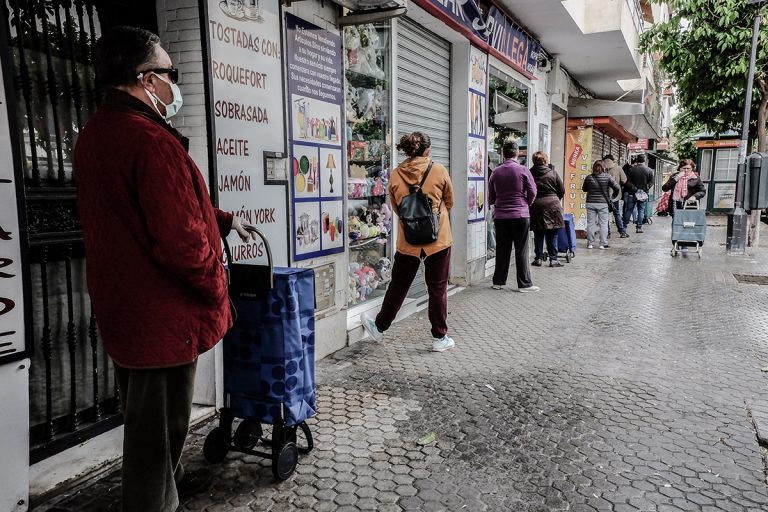 Imágenes desde el exilio (2). Fotografías de la pandemia en Sevilla. Marzo, 2020