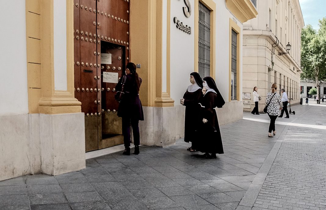 Pandemia calle 189, Sevilla 2020_red