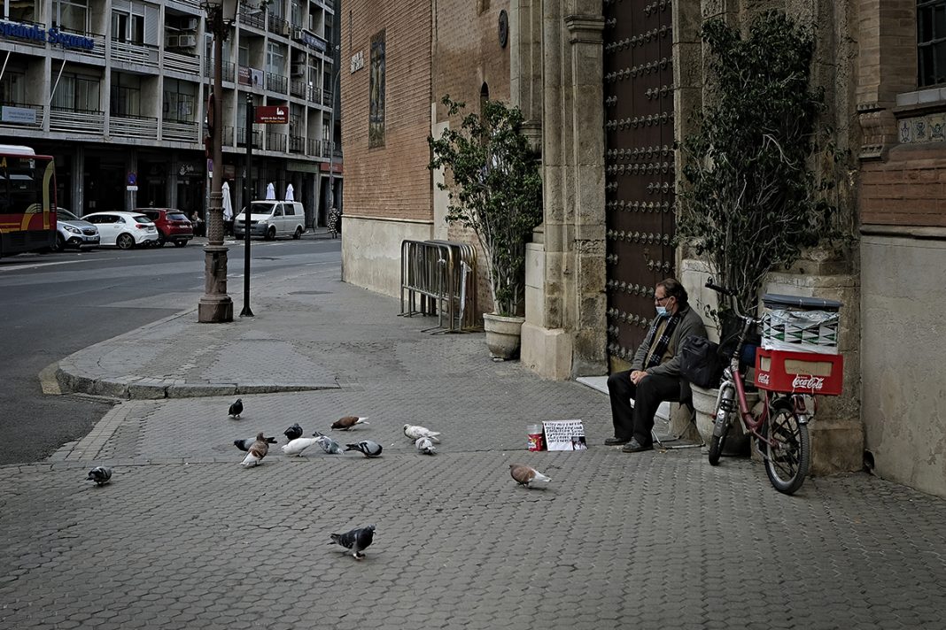 3_Palomas, Sevilla 010421_red