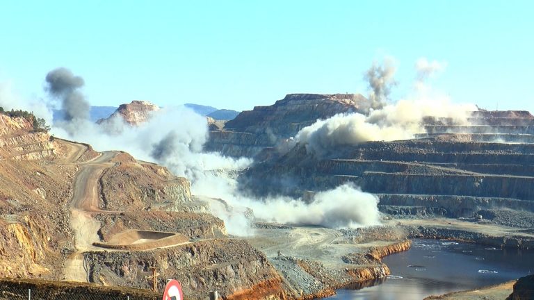 Perversiones de la dictadura global de mercado en Andalucía. La reapertura de la Mina de Río Tinto