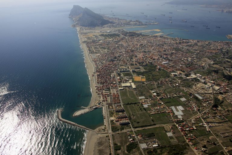 ¡Ay! La Línea, Línea de la Concepción