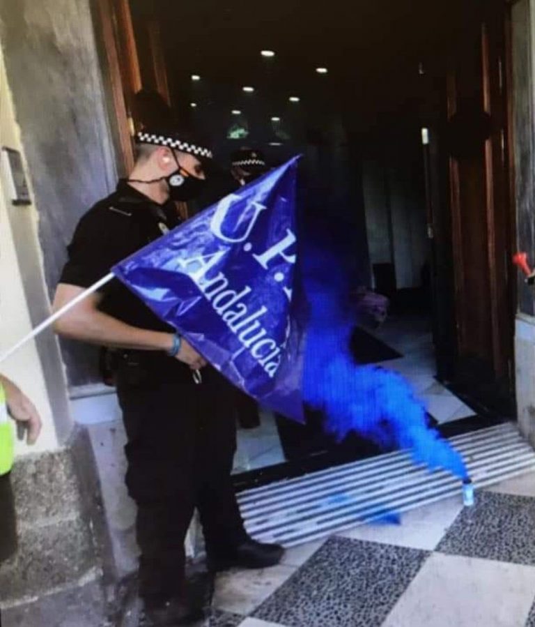 Ataques policiales y culturales