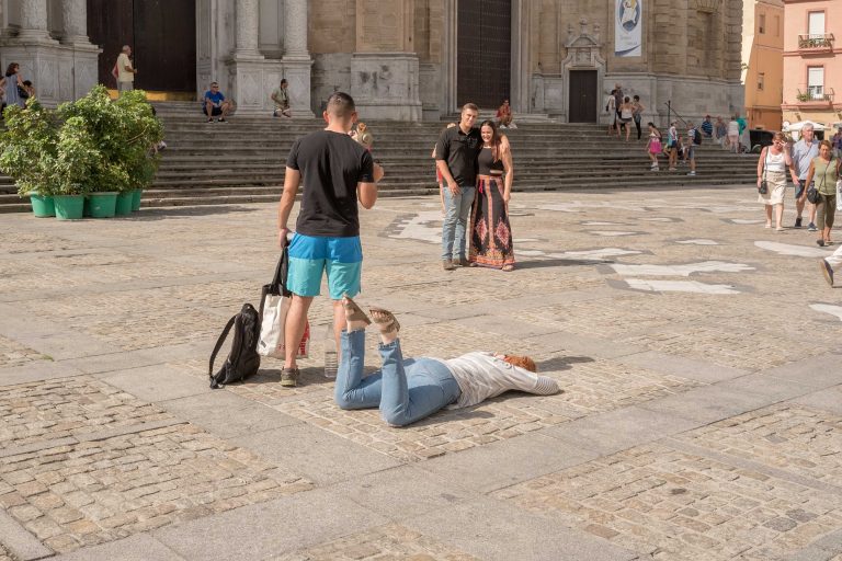 Mirar Cádiz