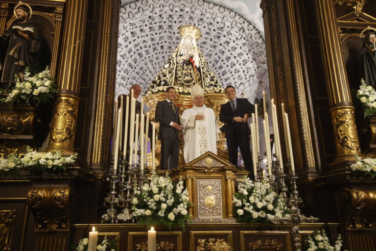 El desembarco de la extrema derecha en la Semana Santa andaluza