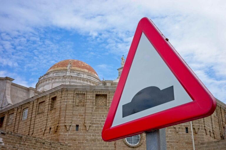 Mirar Cádiz