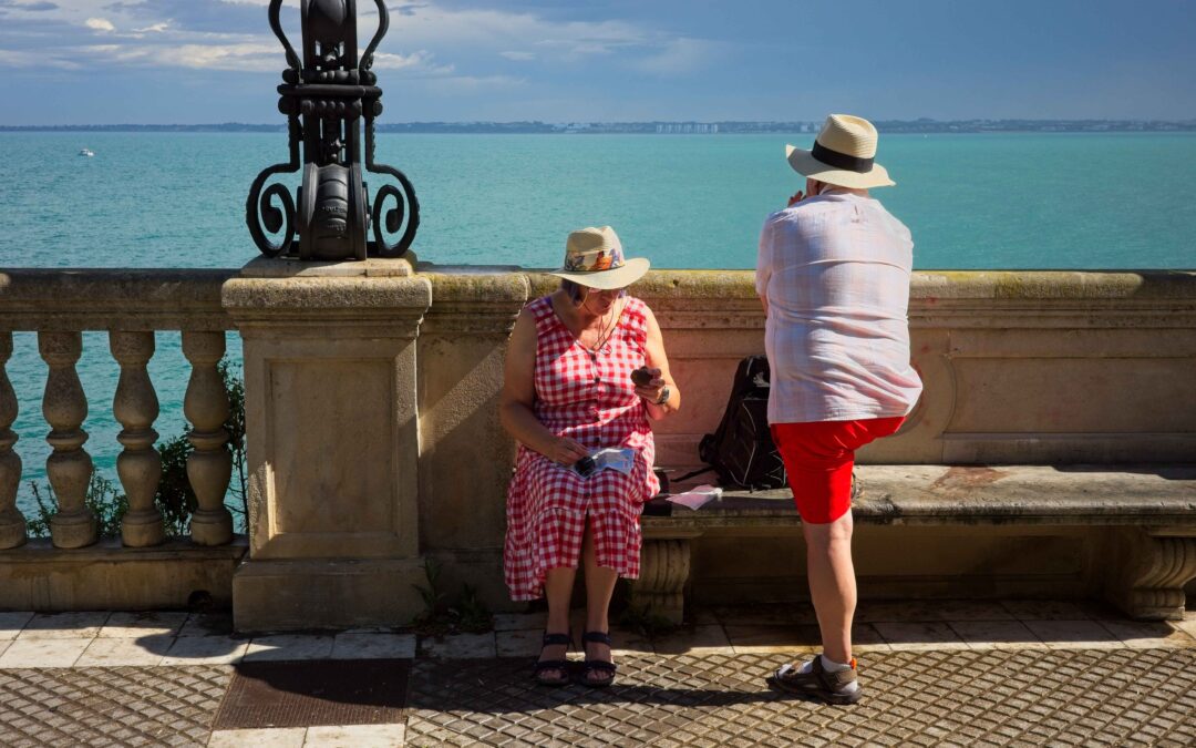 Mirar Cádiz