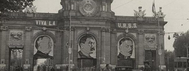 Contra la Revolución, PCE