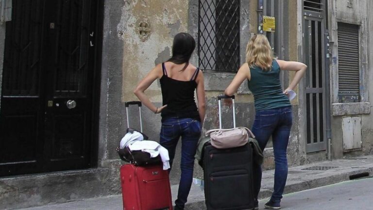 Una regulación a la carta de los grandes inversores en viviendas turísticas